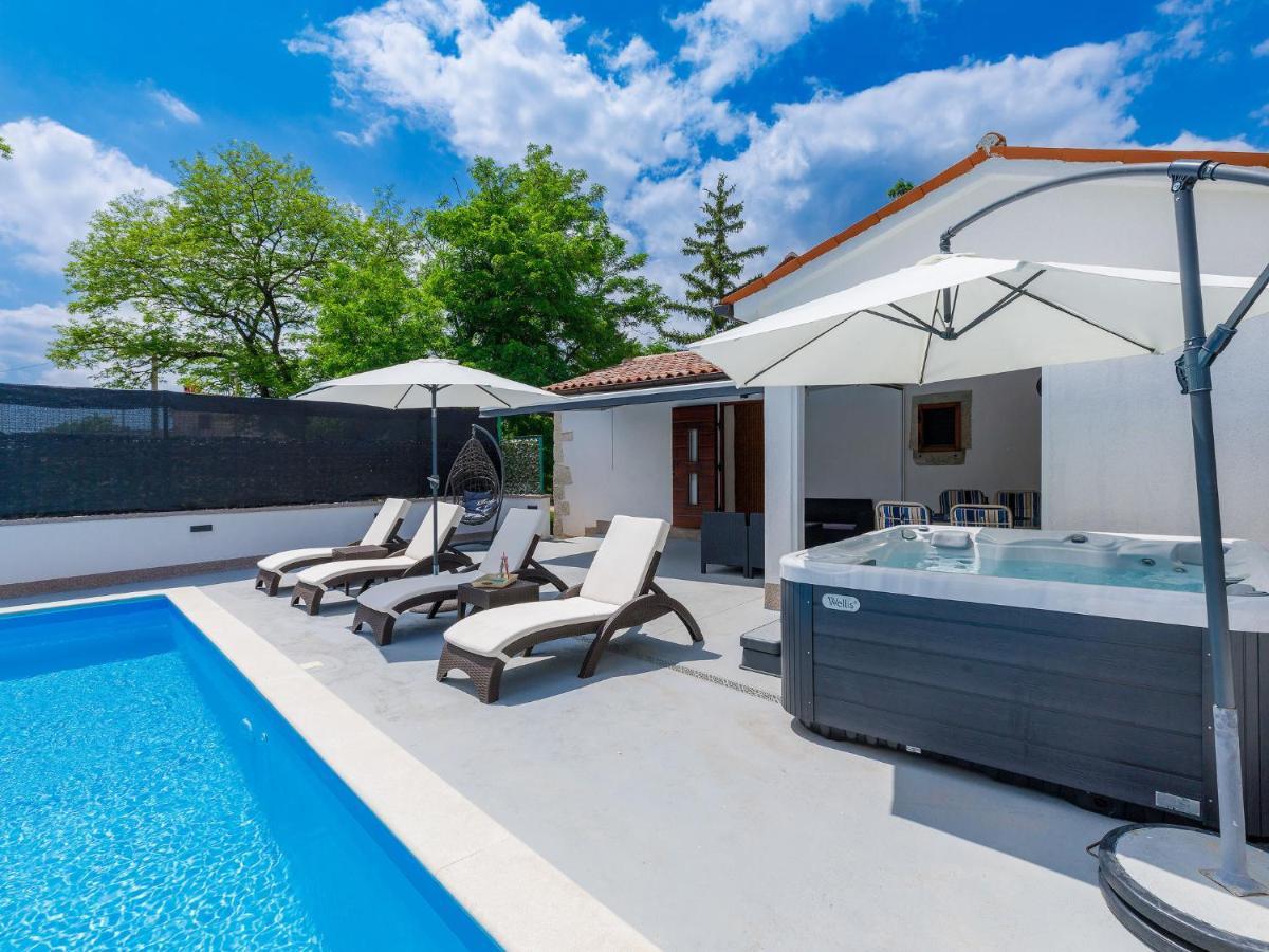 Holiday Home Susanne Gorica  Bagian luar foto